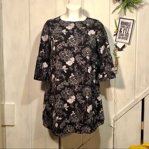 Isabel & Ingrid - dress maternity or not floral L